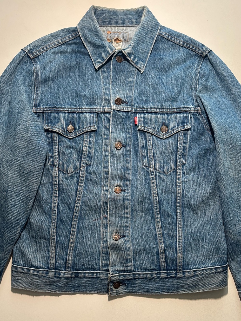 Vintage 70s levi’s type 3 blue faded denim jacket size medium